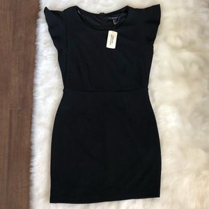 NWT Forever 21 black bodycon ruffle sleeve dress L